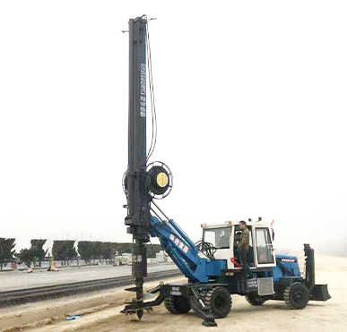 高速公路声屏障工作现场