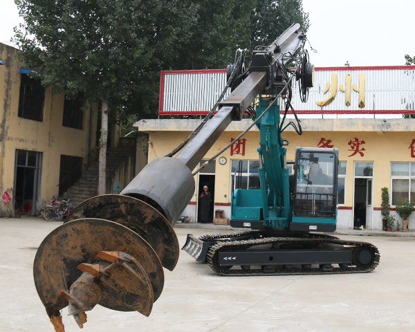 旋挖钻机的工作原理